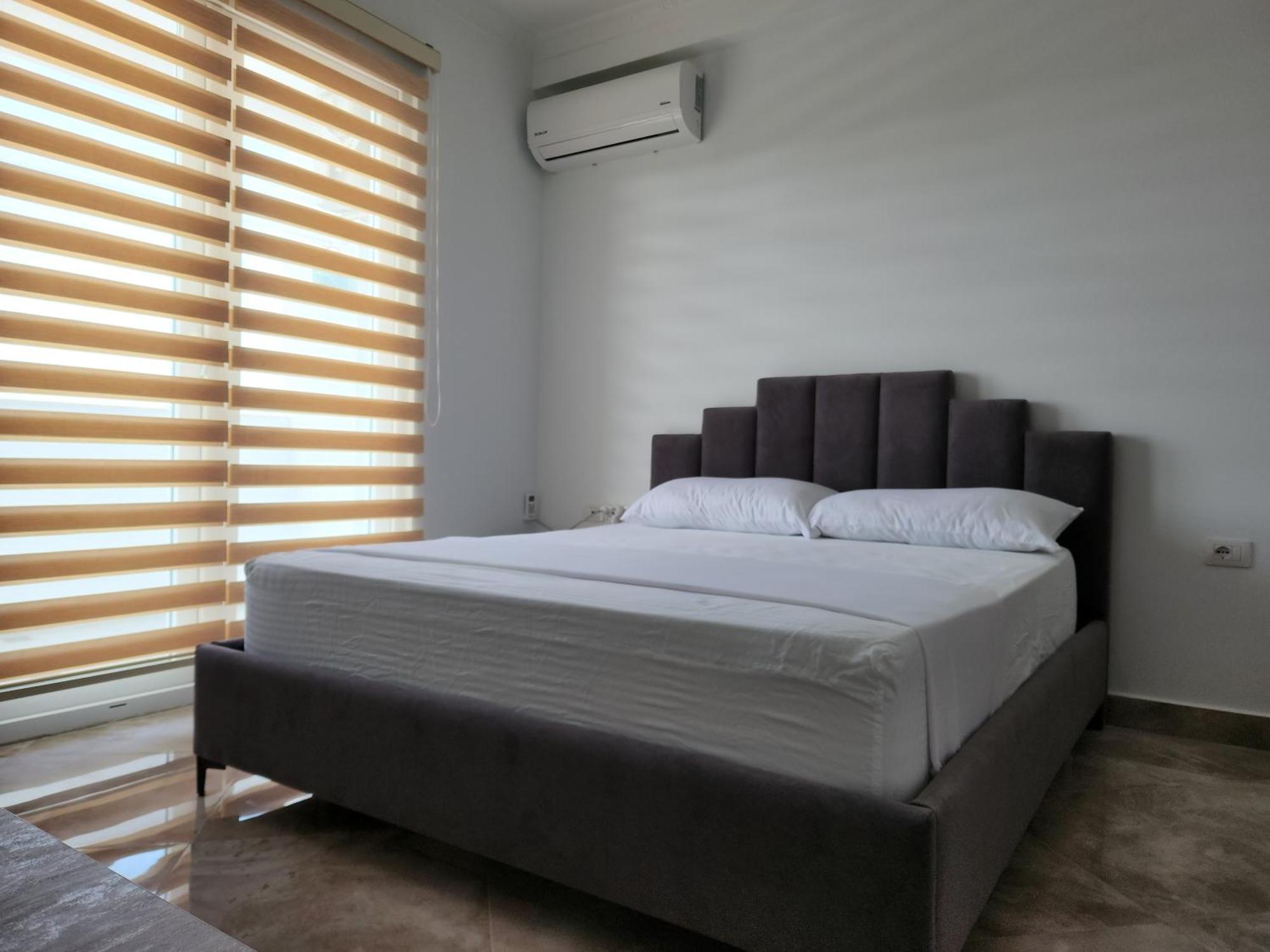 Panorama View Apt, 150M To Beach, 750M Lungo Mare Apartment Vlorë Exterior foto